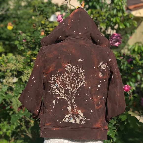 Grail distressed hummingbird winter tree hoodie - Picture 6 of 8